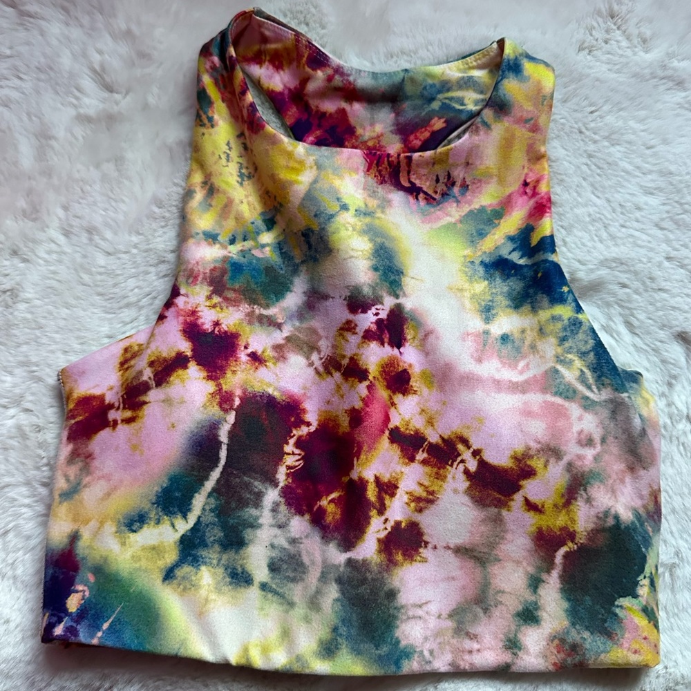 Women/teen workout top!